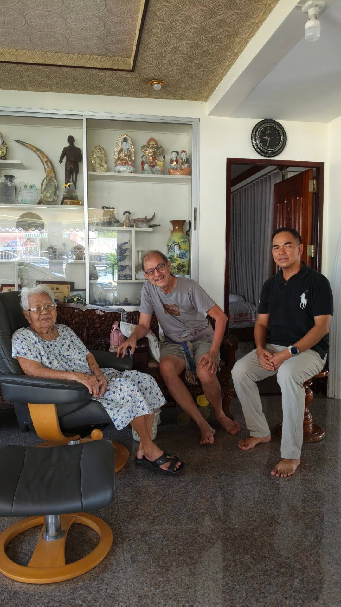 20260605_3 แวะไหว้แม่แห่งปากพนังที่ท่าน้ำนนท์  PakPhanangMotherAtThaNamNon