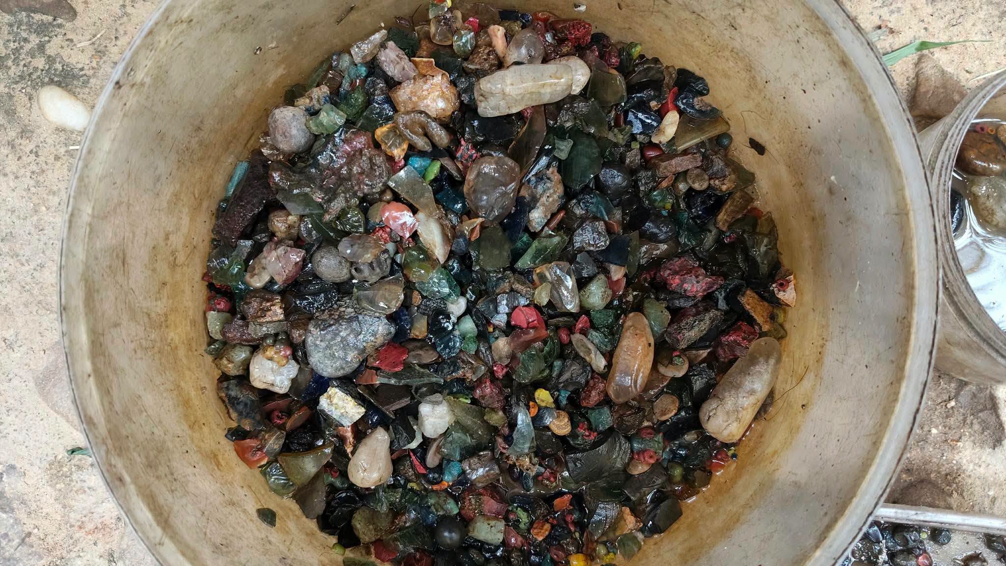 20260818_7 คือสารพัดเศษที่ทิ้ง ๆ  WasteOfTheWaste