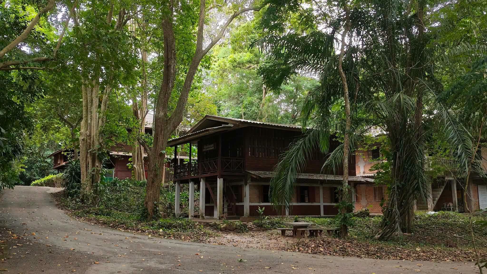 2108029